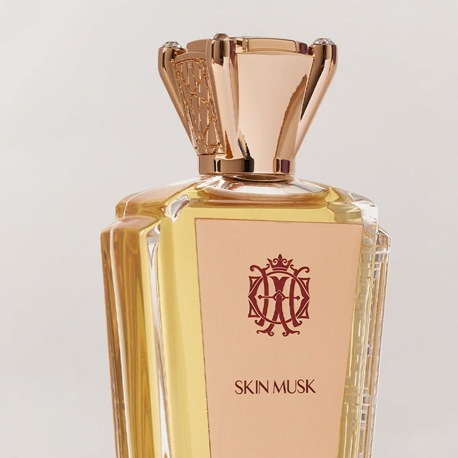 Attar Al Has Skin Musk bottle detail