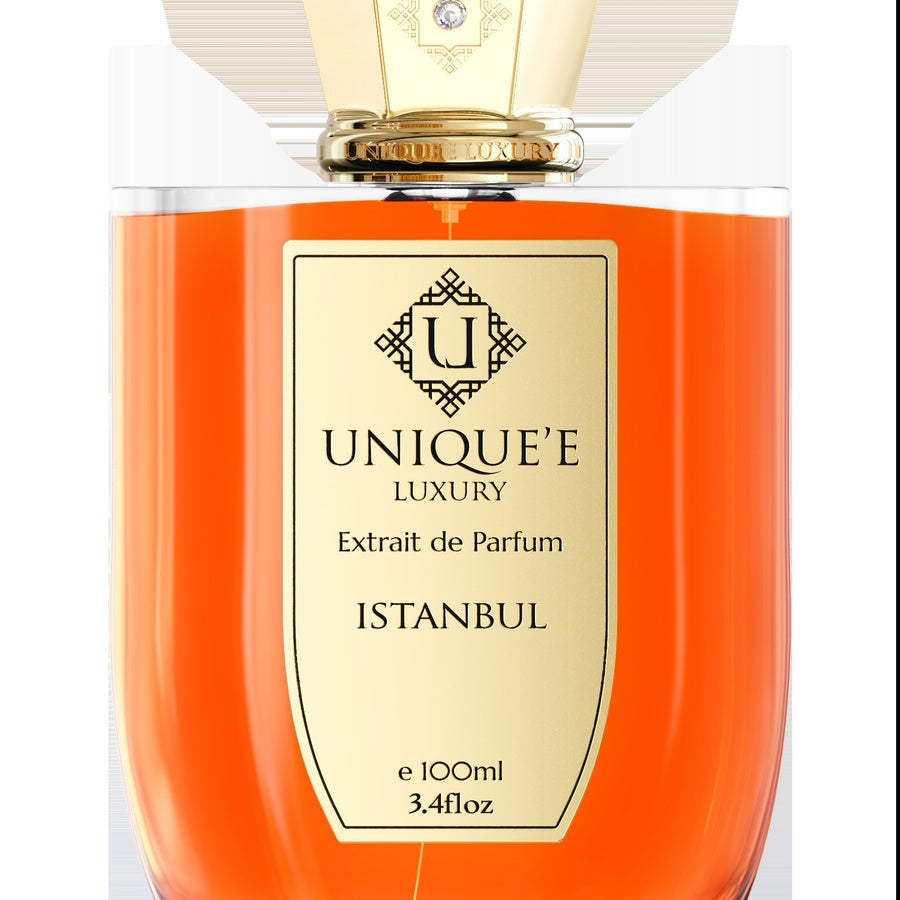 Unique'e Luxury Istanbul bottle detail