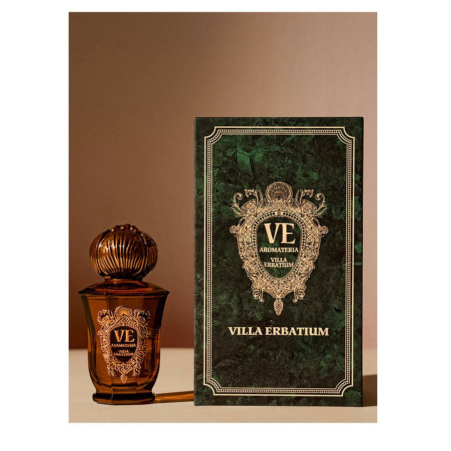 Villa Erbatium Mossy Glen bottle detail